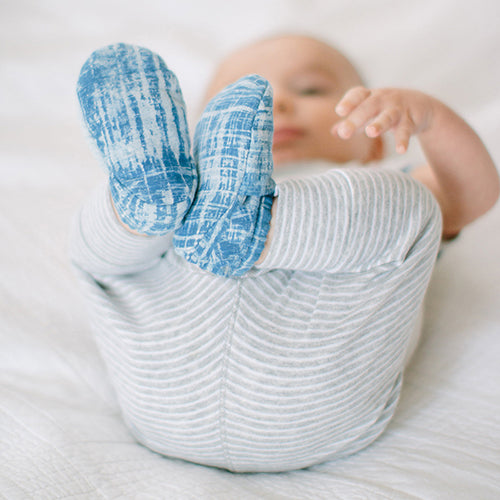 "Poppy" baby booties