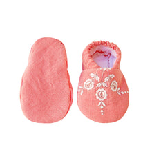 Load image into Gallery viewer, &quot;Emma&quot; baby booties
