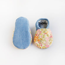 Load image into Gallery viewer, &quot;Prairie&quot; baby booties
