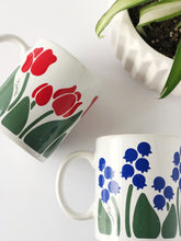 Load image into Gallery viewer, “Nina” vintage mug duo
