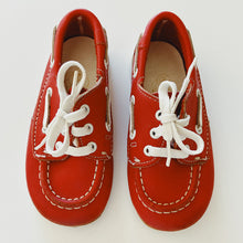 Load image into Gallery viewer, &quot;Todd&quot; 80&#39;s Boat Shoes
