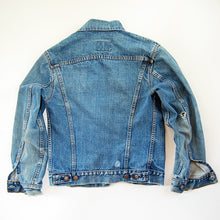 Load image into Gallery viewer, Vintage Levi&#39;s Denim Jacket
