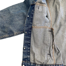 Load image into Gallery viewer, Vintage Levi&#39;s Denim Trucker Jacket
