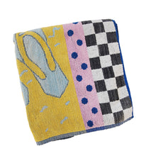 Load image into Gallery viewer, &quot;The Essentials&quot; vintage beach towel

