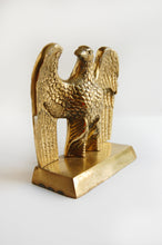 Load image into Gallery viewer, &quot;Mighty Mighty Eagle&quot; Vintage Brass Bookends
