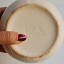 Load image into Gallery viewer, USA Vintage Pottery
