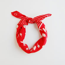 Load image into Gallery viewer, Vintage &quot;DVF&quot; Tulip Scarf
