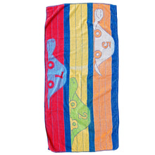 Load image into Gallery viewer, &quot;Snails Pace&quot; vintage beach towel
