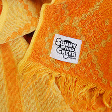 Load image into Gallery viewer, &quot;Sunshine State&quot; vintage towel
