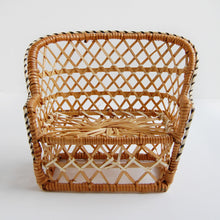 Load image into Gallery viewer, &quot;Love Seat&quot; Vintage Peacock Chair Style Couch/Plant Stand

