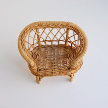 Load image into Gallery viewer, Vintage Wicker Love Seat
