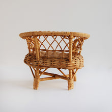 Load image into Gallery viewer, Vintage Wicker Love Seat

