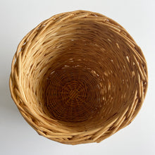 Load image into Gallery viewer, Vintage Wicker Planter / Holder
