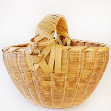 Load image into Gallery viewer, Vintage Market Basket
