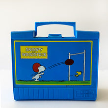 Load image into Gallery viewer, Vintage Peanuts Lunch Box
