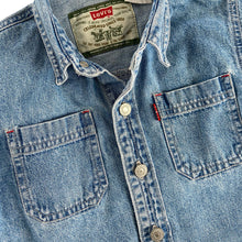 Load image into Gallery viewer, &quot;Shacket&quot; 90s Levis Shirt Jacket
