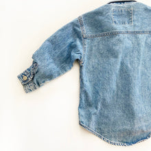 Load image into Gallery viewer, &quot;Shacket&quot; 90s Levis Shirt Jacket
