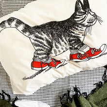 Load image into Gallery viewer, &quot;Cool Cat&quot; Vintage Kliban Pillowcase
