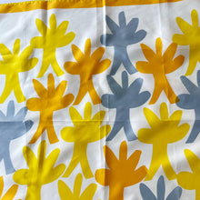 Load image into Gallery viewer, &quot;Sunny&quot; vintage Vera scarf
