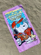 Load image into Gallery viewer, &quot;Snoopy&quot; vintage towel
