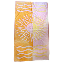 Load image into Gallery viewer, &quot;Sunny Days&quot; vintage towel
