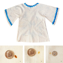 Load image into Gallery viewer, 1970s Embroidered Peacocks Vintage Mexican Tunic Top
